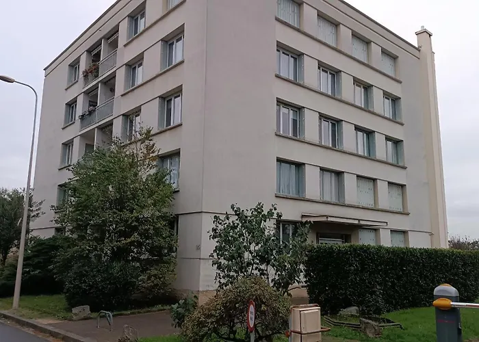 Superbe 3 Avec Et Balcon Διαμέρισμα *